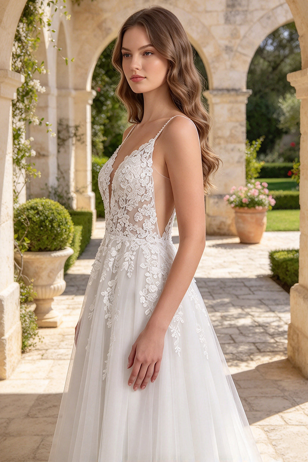 Spaghetti Strap Lace Applique Wedding Dress Flowy A Line Tulle Bridal Gown (HW320)
