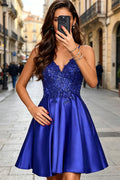 Satin Spaghetti Strap Mini A-Line Homecoming Dress for Teen Lace Appliques Graduation Prom Gown Lace-Up Cocktail Dress (HW129)