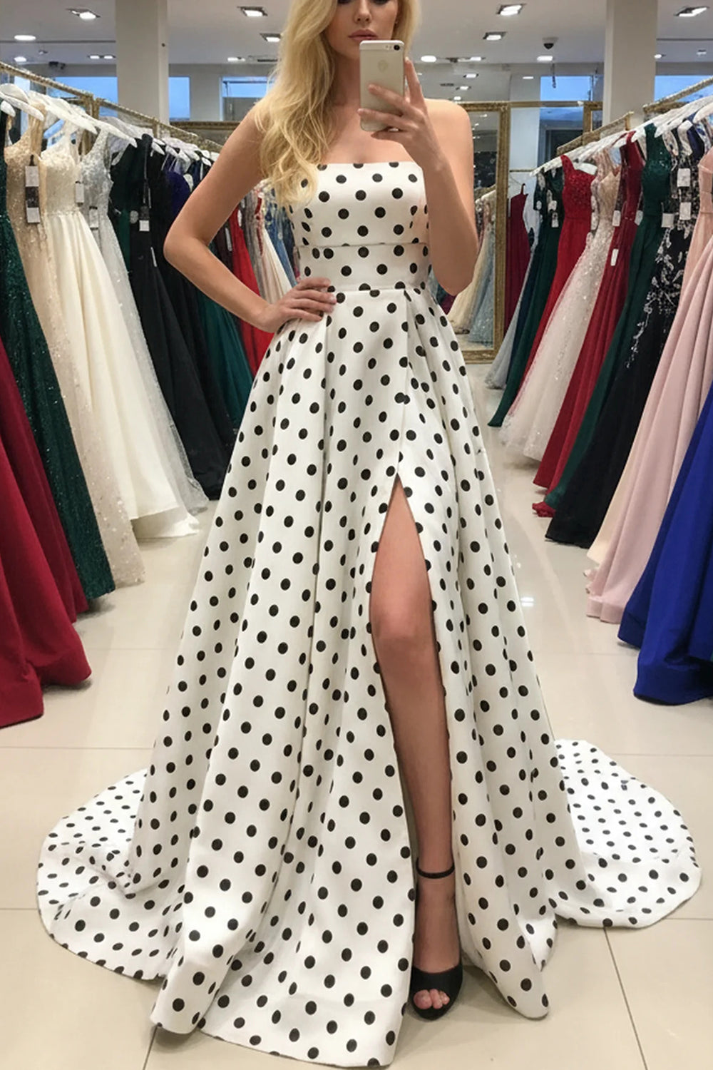 Strapless A Line Black Dots Prom Dresses Long Lace Up Evening Party Gowns with Slit (HW040)